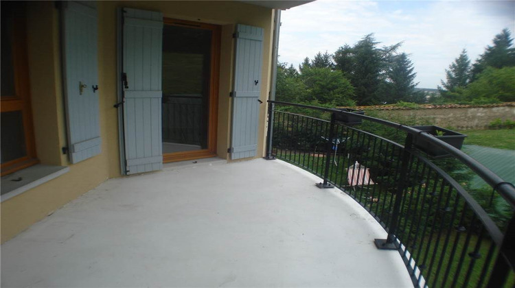 Ma-Cabane - Location Appartement SAINT ROMAIN LE PUY, 48 m²