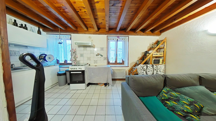 Ma-Cabane - Location Appartement Saint-Romain-le-Puy, 37 m²