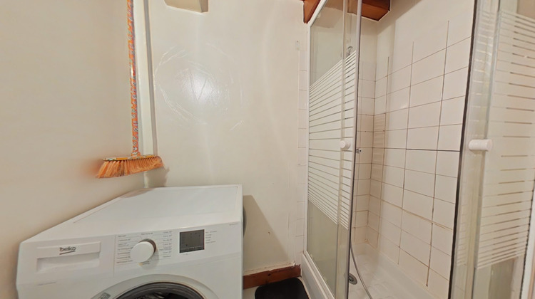 Ma-Cabane - Location Appartement Saint-Romain-le-Puy, 37 m²