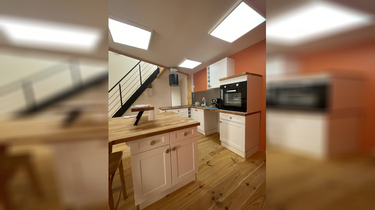 Ma-Cabane - Location Appartement Saint-Savinien, 80 m²