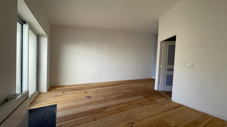 Ma-Cabane - Location Appartement Saint-Savinien, 80 m²