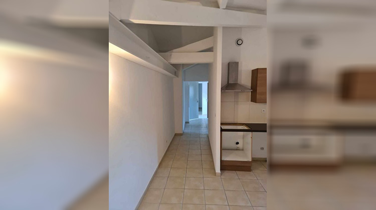 Ma-Cabane - Location Appartement SAINT-SAVOURNIN, 64 m²