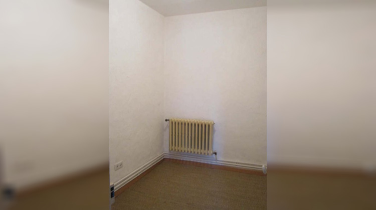 Ma-Cabane - Location Appartement SAINT-SAVOURNIN, 65 m²