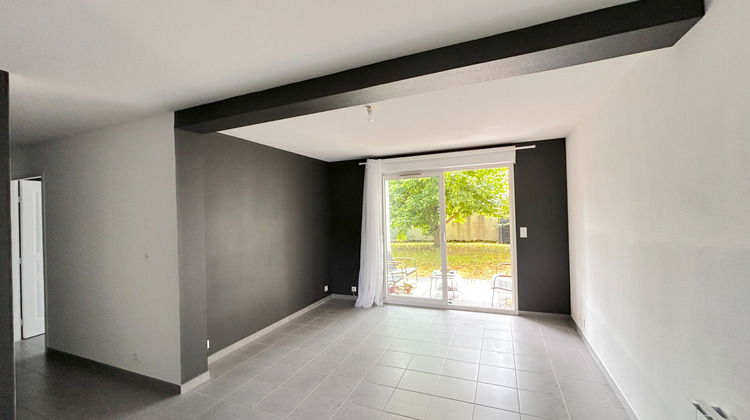 Ma-Cabane - Location Appartement SAINT-SEURIN-DE-CURSAC, 46 m²