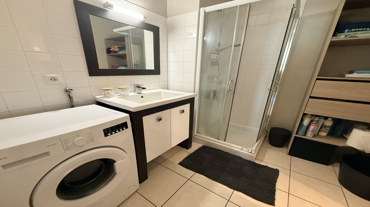 Ma-Cabane - Location Appartement SAINT-SIMEON-DE-BRESSIEUX, 72 m²