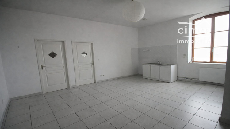 Ma-Cabane - Location Appartement Saint-Siméon-de-Bressieux, 45 m²