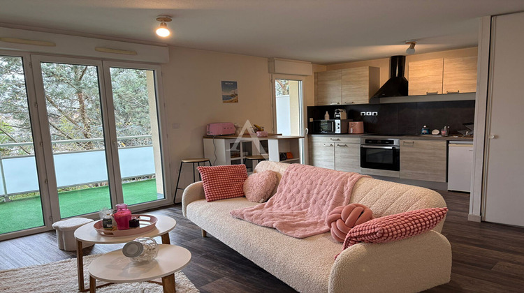 Ma-Cabane - Location Appartement SAINT-SULPICE, 42 m²