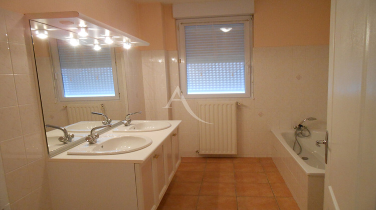 Ma-Cabane - Location Appartement SAINT-SYLVAIN-D'ANJOU, 86 m²