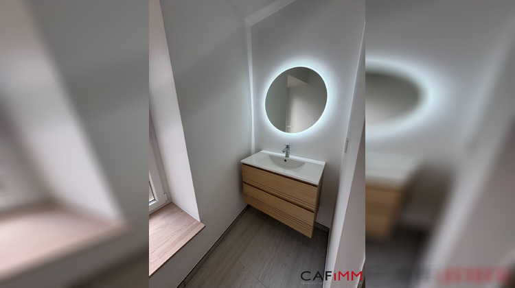 Ma-Cabane - Location Appartement Saint-Symphorien-d'Ozon, 59 m²