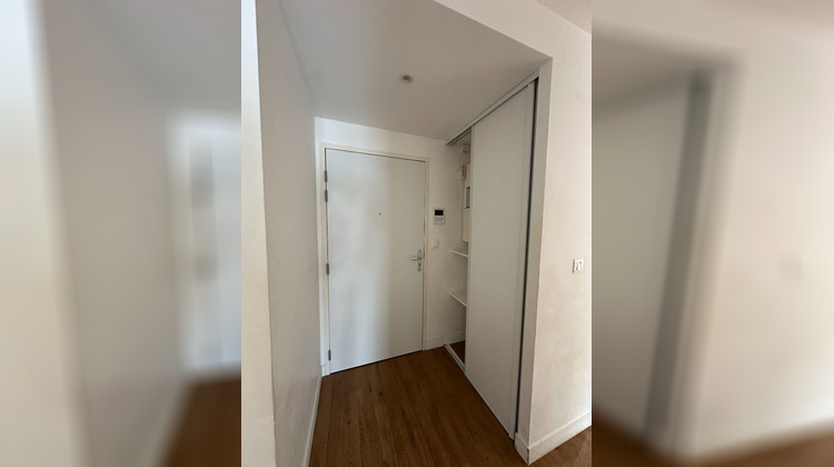 Ma-Cabane - Location Appartement SAINT-THIBAULT-DES-VIGNES, 55 m²