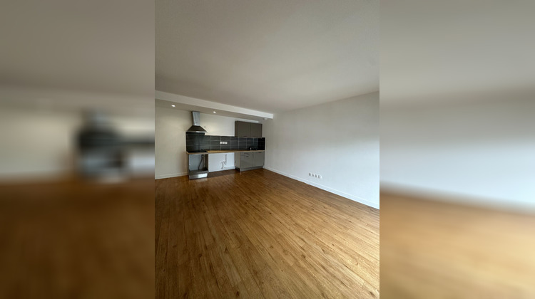 Ma-Cabane - Location Appartement SAINT-THIBAULT-DES-VIGNES, 55 m²