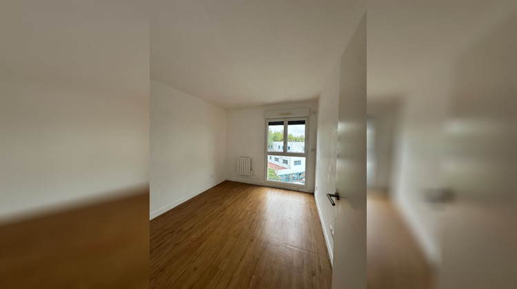 Ma-Cabane - Location Appartement SAINT-THIBAULT-DES-VIGNES, 55 m²