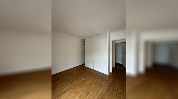 Ma-Cabane - Location Appartement SAINT-THIBAULT-DES-VIGNES, 55 m²