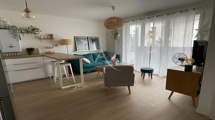 Ma-Cabane - Location Appartement SAINT-THIBAULT-DES-VIGNES, 35 m²