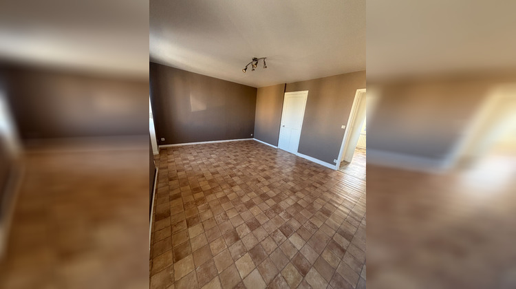 Ma-Cabane - Location Appartement SAINT-VALLIER, 53 m²