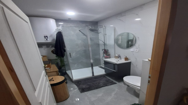 Ma-Cabane - Location Appartement SAINT-VICTORET, 44 m²