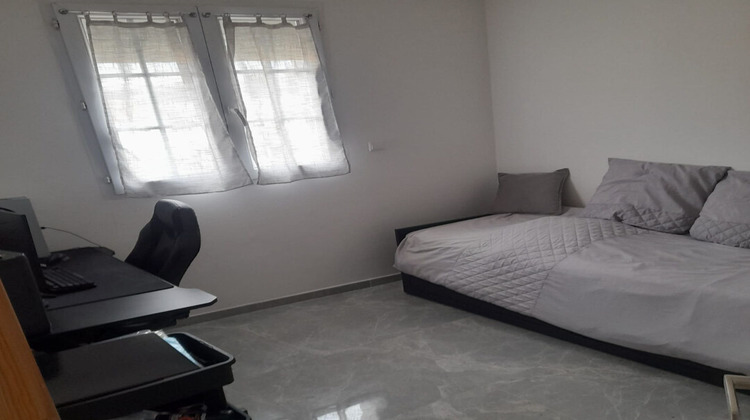 Ma-Cabane - Location Appartement SAINT-VICTORET, 44 m²