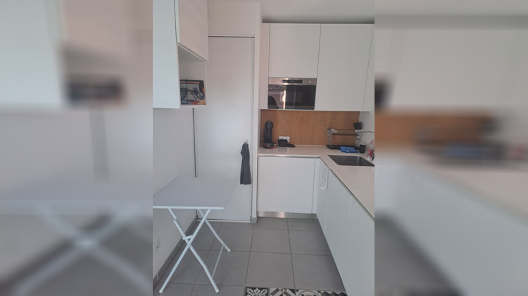 Ma-Cabane - Location Appartement SAINT-ZACHARIE, 49 m²