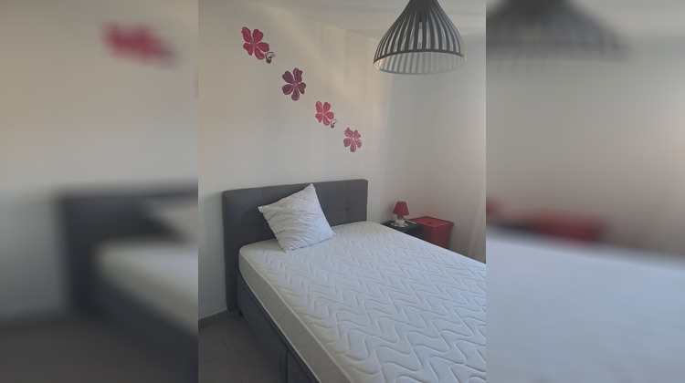 Ma-Cabane - Location Appartement SAINT-ZACHARIE, 49 m²