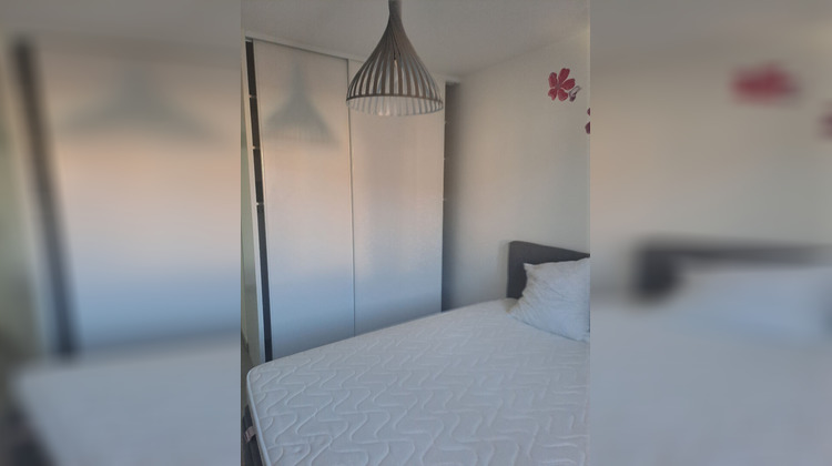 Ma-Cabane - Location Appartement SAINT-ZACHARIE, 49 m²