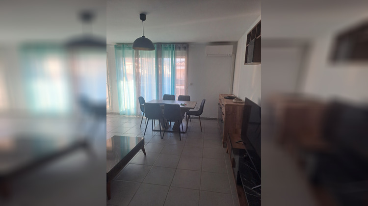 Ma-Cabane - Location Appartement SAINT-ZACHARIE, 49 m²