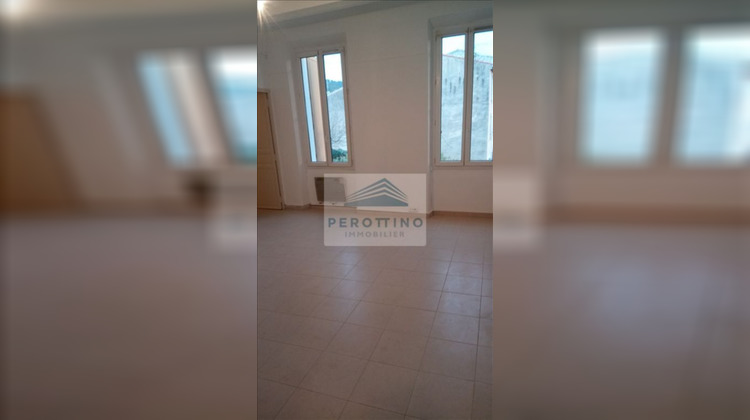 Ma-Cabane - Location Appartement SAINT-ZACHARIE, 75 m²