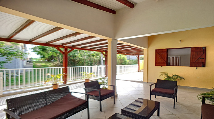 Ma-Cabane - Location Appartement Sainte anne, 155 m²