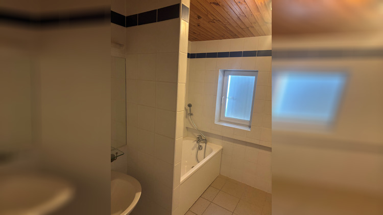 Ma-Cabane - Location Appartement SAINTE-BAZEILLE, 105 m²