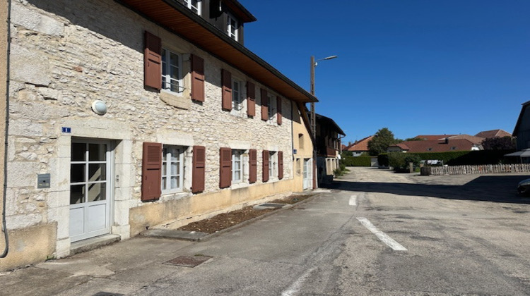 Ma-Cabane - Location Appartement Sainte-Colombe, 86 m²