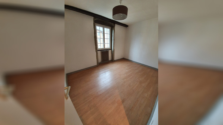 Ma-Cabane - Location Appartement Sainte-colombe, 38 m²