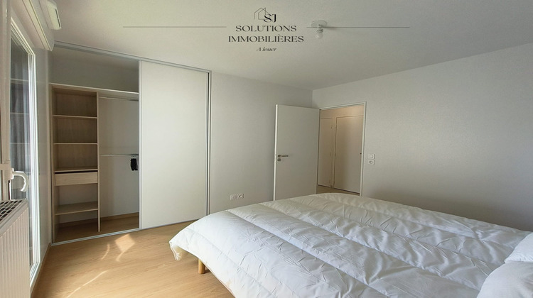 Ma-Cabane - Location Appartement Sainte-Colombe, 65 m²