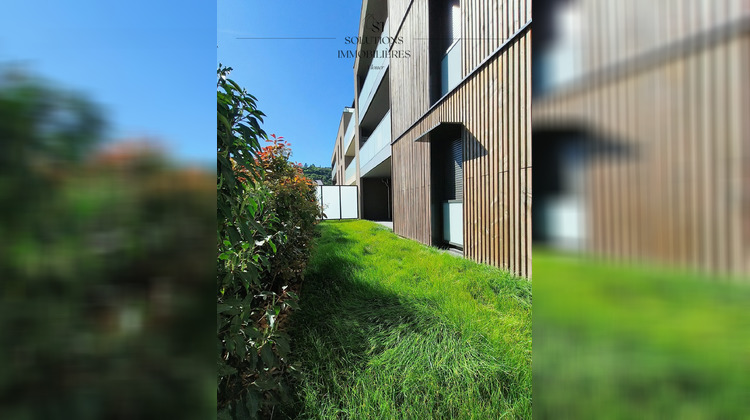 Ma-Cabane - Location Appartement Sainte-Colombe, 65 m²