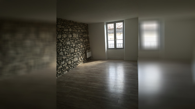 Ma-Cabane - Location Appartement Sainte-Foy-la-Grande, 39 m²