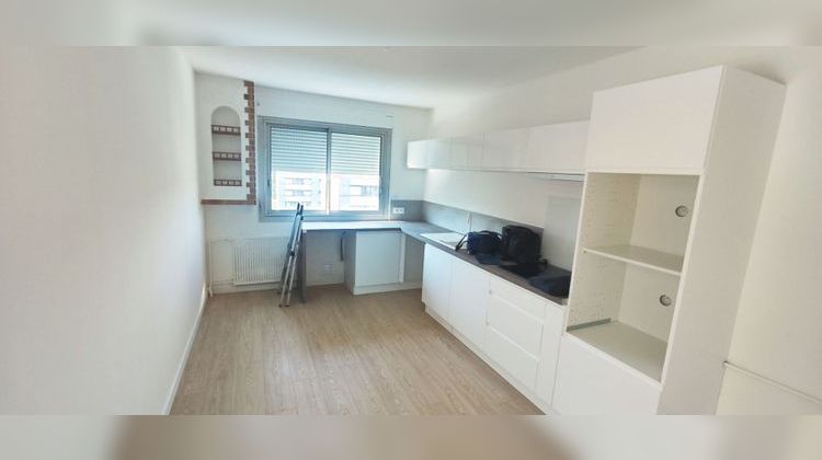 Ma-Cabane - Location Appartement SAINTE-FOY-LES-LYON, 91 m²