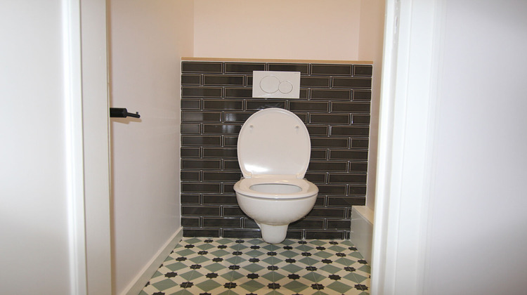 Ma-Cabane - Location Appartement SAINTE-FOY-LES-LYON, 100 m²
