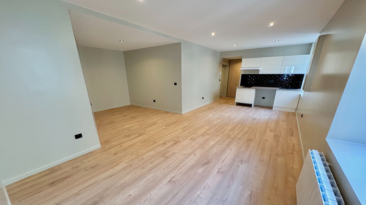 Ma-Cabane - Location Appartement SAINTE-FOY-LES-LYON, 37 m²