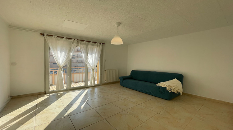 Ma-Cabane - Location Appartement SAINTE-FOY-LES-LYON, 64 m²
