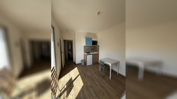 Ma-Cabane - Location Appartement Sainte-Geneviève-des-Bois, 16 m²