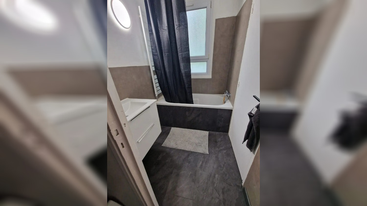 Ma-Cabane - Location Appartement SAINTE GENEVIEVE DES BOIS, 54 m²