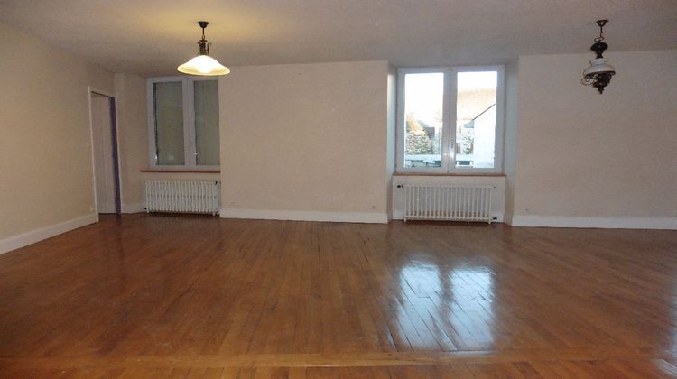 Ma-Cabane - Location Appartement SAINTE-GENEVIEVE-SUR-ARGENCE, 141 m²