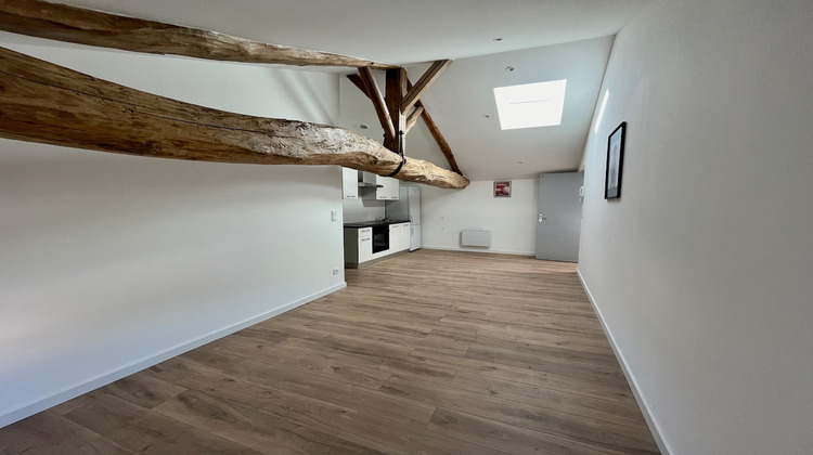 Ma-Cabane - Location Appartement SAINTE-LIVRADE-SUR-LOT, 34 m²