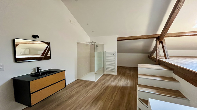 Ma-Cabane - Location Appartement SAINTE-LIVRADE-SUR-LOT, 75 m²