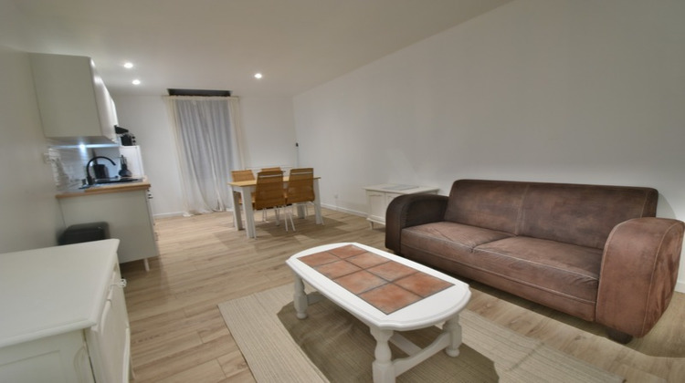 Ma-Cabane - Location Appartement SAINTE LIVRADE SUR LOT, 47 m²