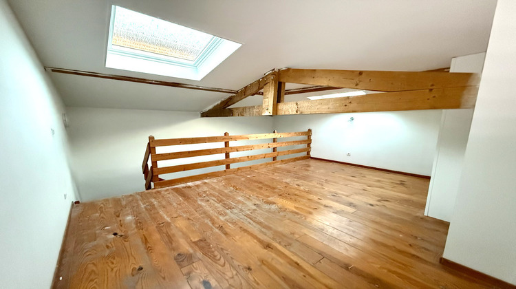 Ma-Cabane - Location Appartement SAINTE-LIVRADE-SUR-LOT, 54 m²