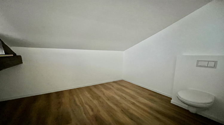 Ma-Cabane - Location Appartement SAINTE-LIVRADE-SUR-LOT, 73 m²