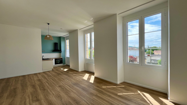 Ma-Cabane - Location Appartement SAINTE-LIVRADE-SUR-LOT, 48 m²