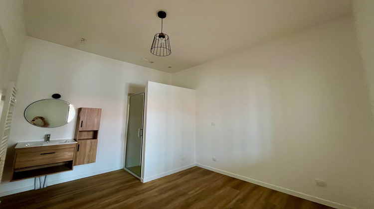 Ma-Cabane - Location Appartement SAINTE-LIVRADE-SUR-LOT, 35 m²
