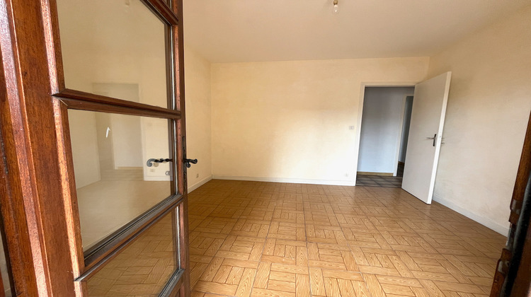Ma-Cabane - Location Appartement SAINTE-LIVRADE-SUR-LOT, 50 m²