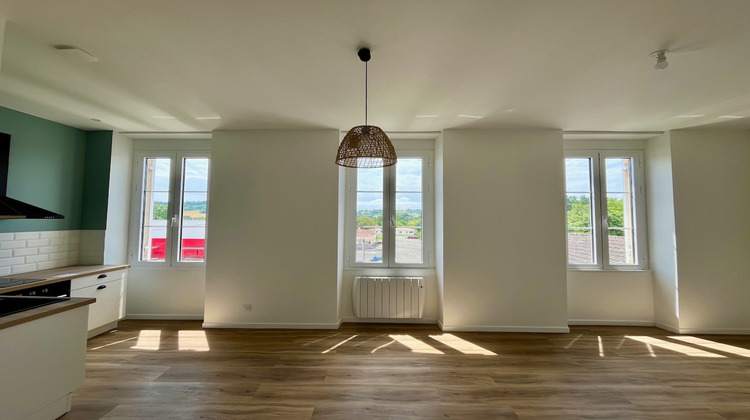 Ma-Cabane - Location Appartement SAINTE-LIVRADE-SUR-LOT, 47 m²