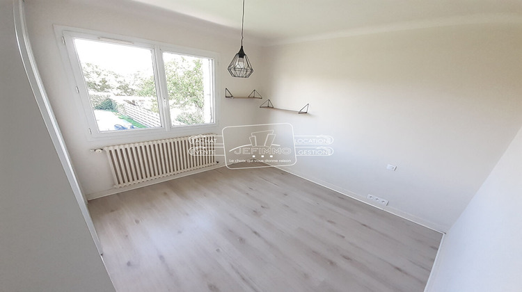Ma-Cabane - Location Appartement SAINTE-LUCE-SUR-LOIRE, 10 m²